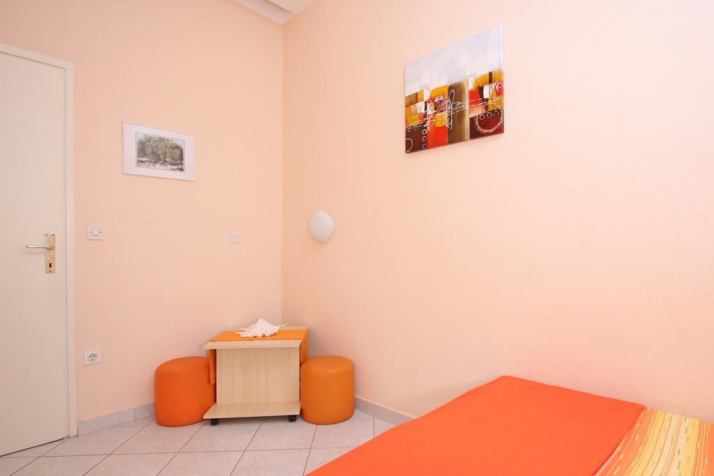 Apartments And Rooms Vesna Novalja Room photo
